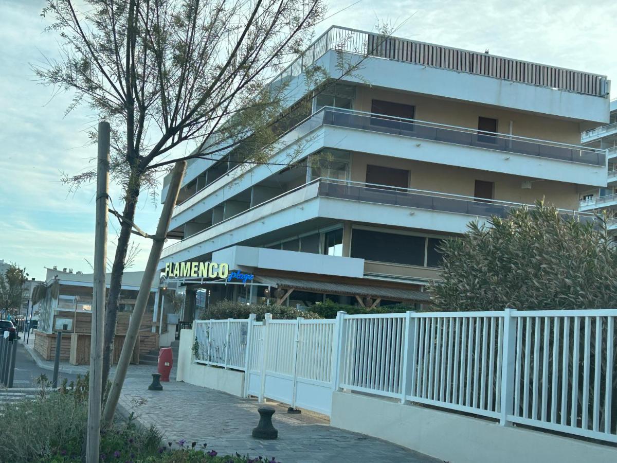 Premium Sea Front Apartment Le Lavandou Εξωτερικό φωτογραφία