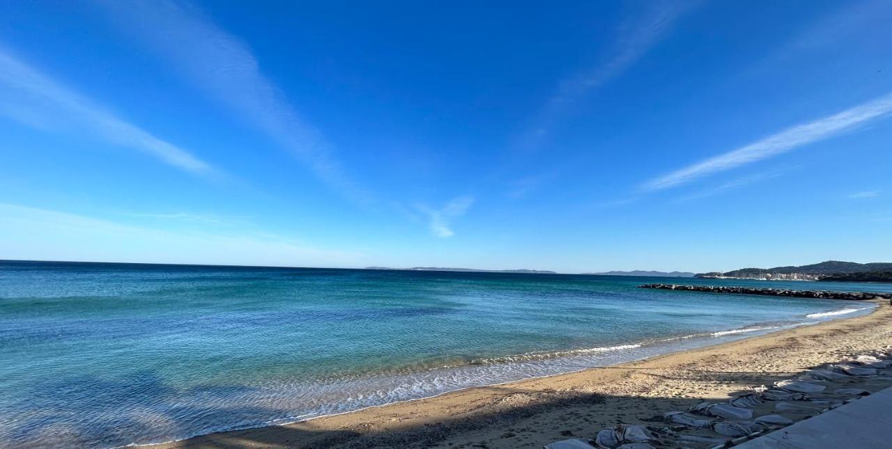 Premium Sea Front Apartment Le Lavandou Εξωτερικό φωτογραφία