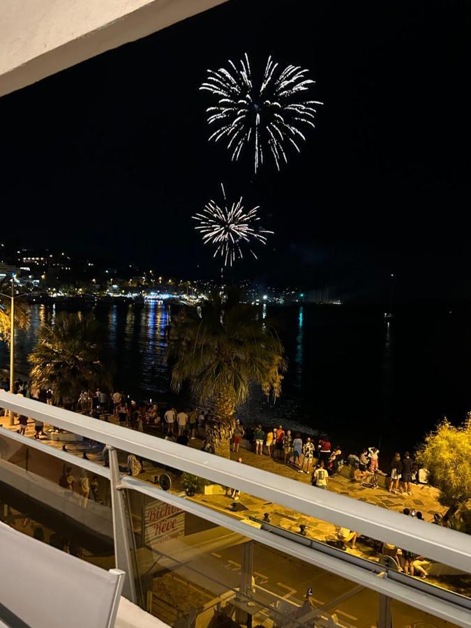 Premium Sea Front Apartment Le Lavandou Εξωτερικό φωτογραφία