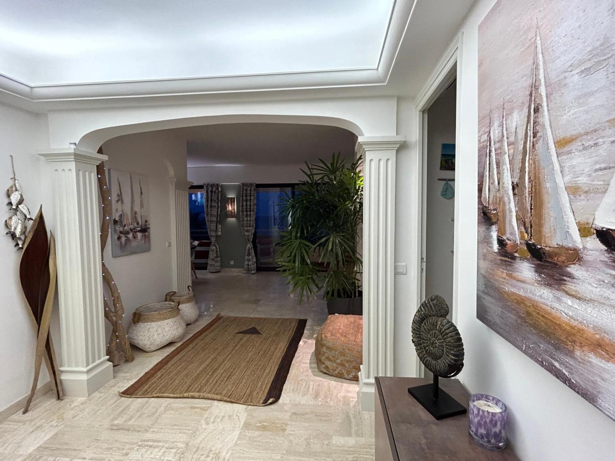 Premium Sea Front Apartment Le Lavandou Εξωτερικό φωτογραφία